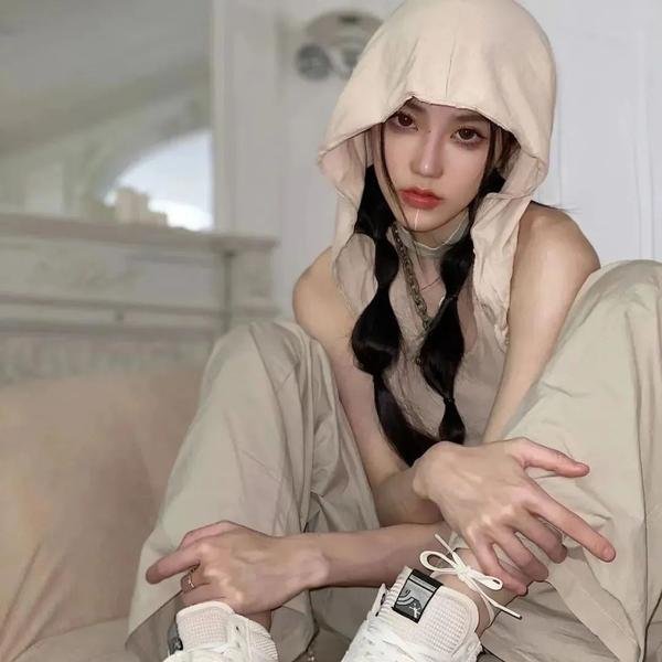 伊朗三面戏剧人生